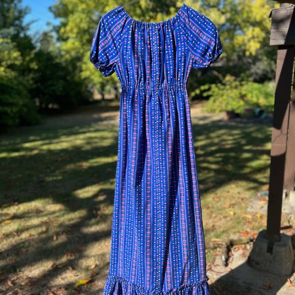 Vintage gown - Picture 2 of 8